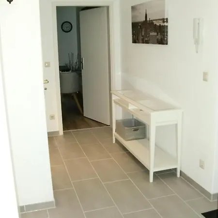 Apartmán Schoenes 2-zi. App. 55 Qm - Voll Moebliert - Citynah