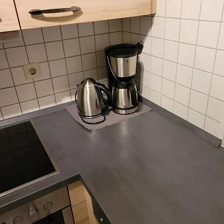 Schoenes 2-zi. App. 55 Qm - Voll Moebliert - Citynah